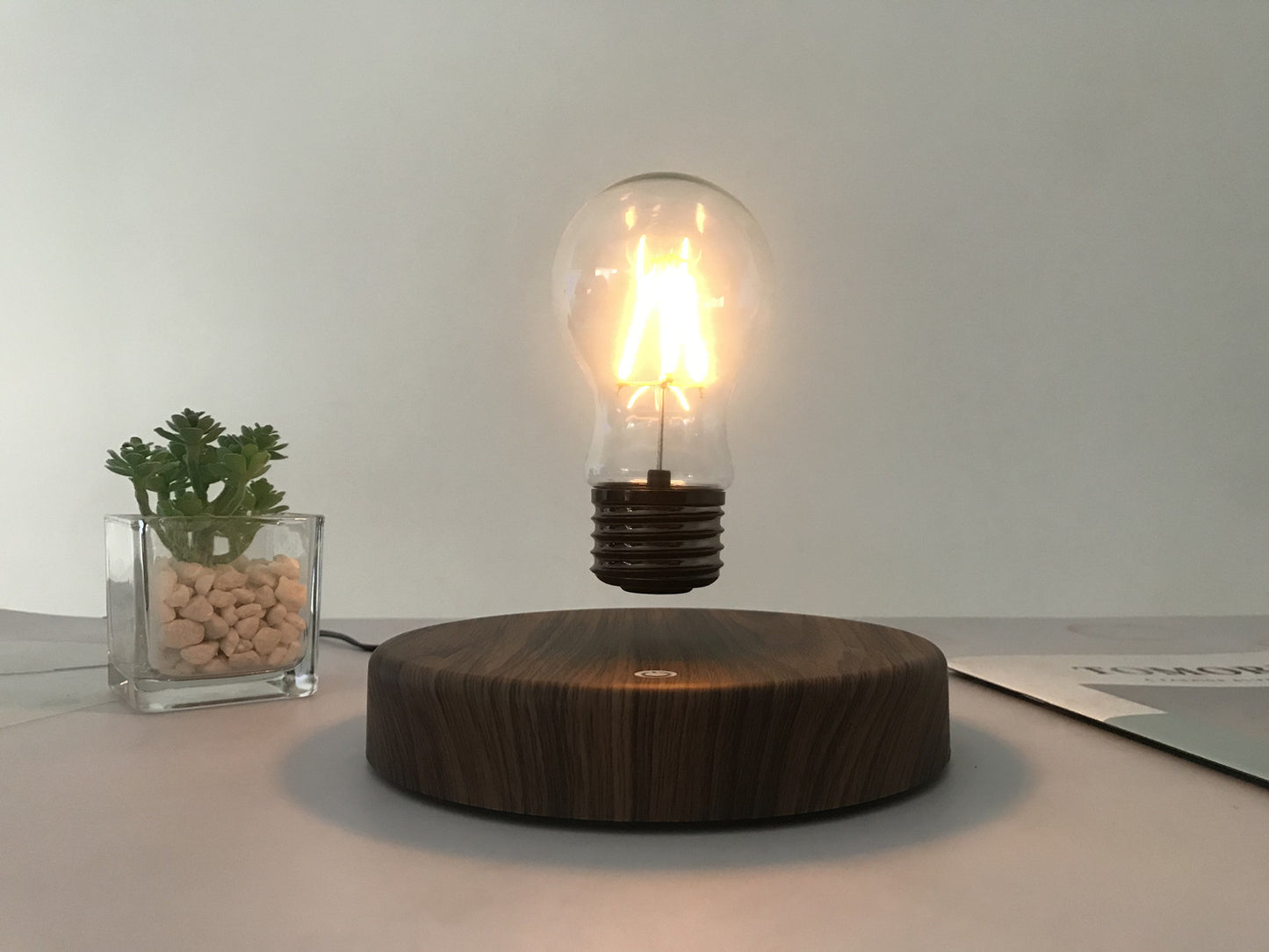 Maglev Bulb - A Touch of Modern Magic